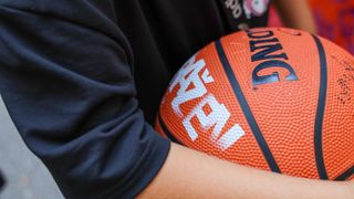 Druženje s košakašima povodom 60. rođendana Dražena Petrovića Druženje s košakašima povodom 60. rođendana Dražena Petrovića