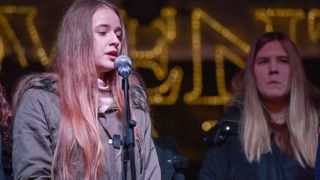 Mia Negovetić i klapa Munita oduševili na Adventu