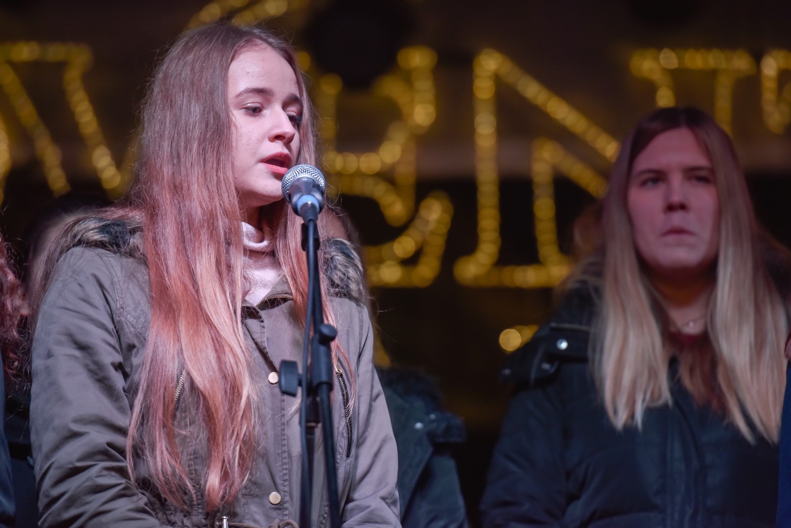 Mia Negovetić i klapa Munita oduševili na Adventu