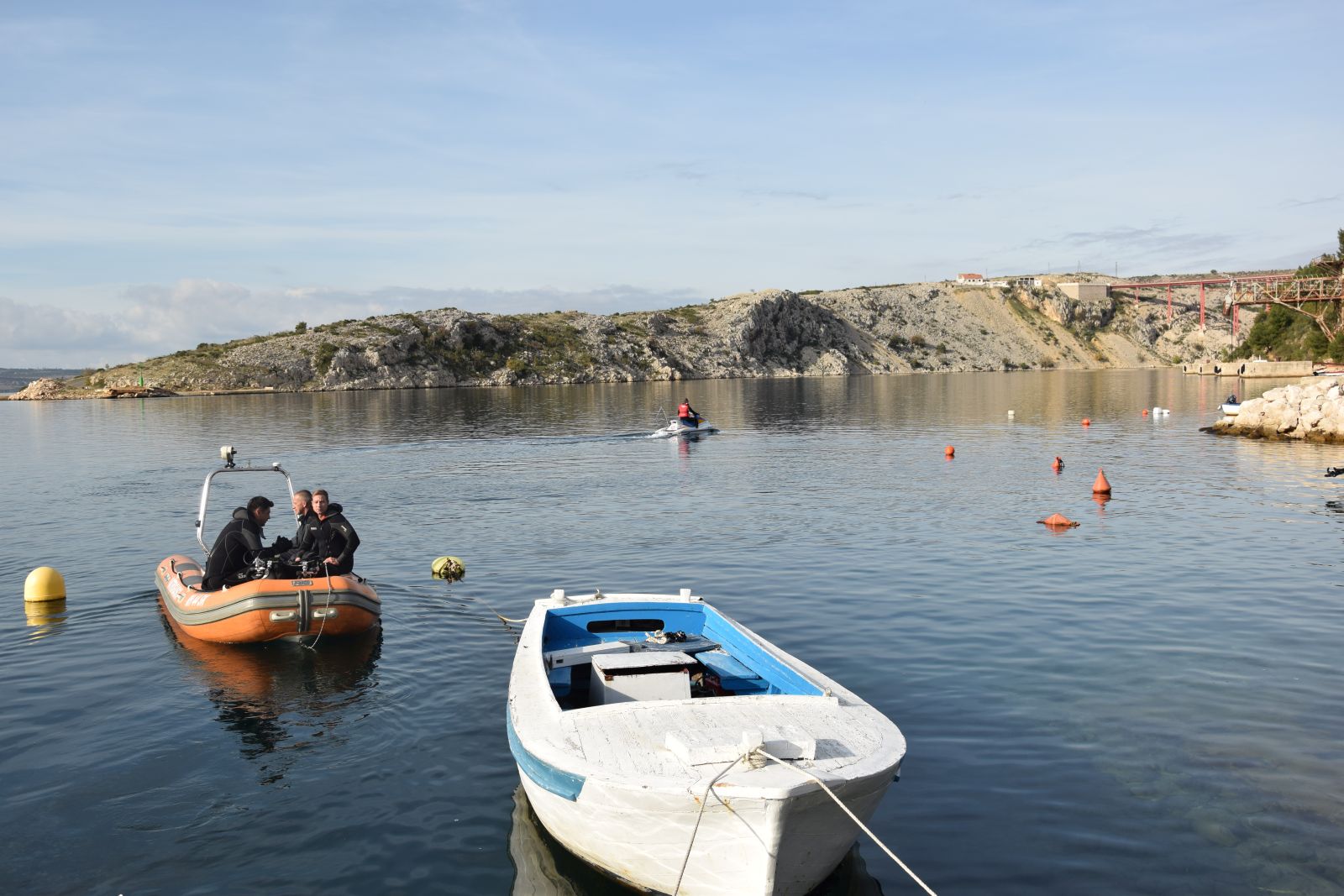 U Novskom ždrilu i dalje traje intenzivna potraga za nestalim pilotom