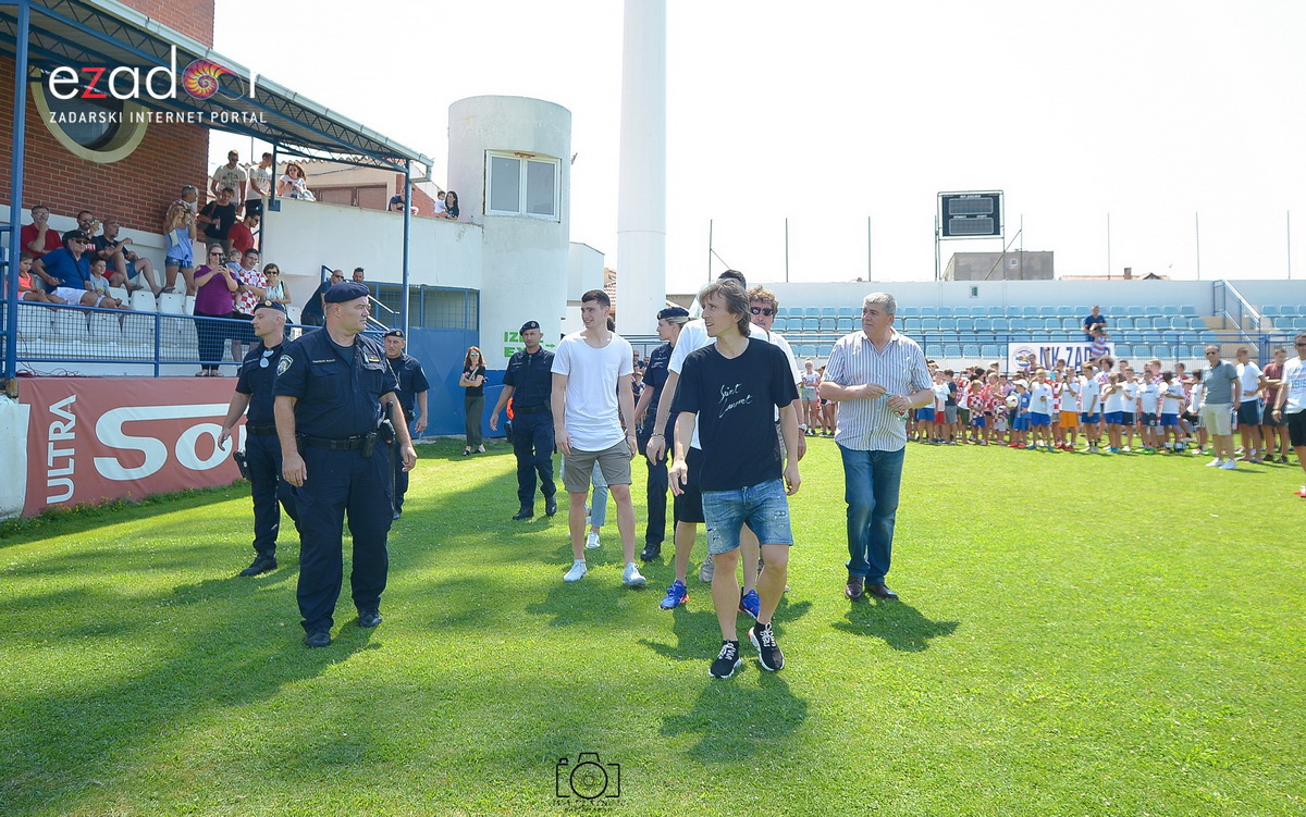 Zadarska vatrena četvorka na Stanovima se družila s mladim zadarskim nogometašima