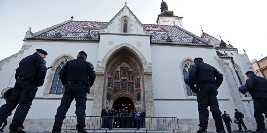 Branitelji proveli noć u crkvi sv. Marka, Photo: Borna Filic/PIXSELL Branitelji proveli noć u crkvi sv. Marka, Photo: Borna Filic/PIXSELL