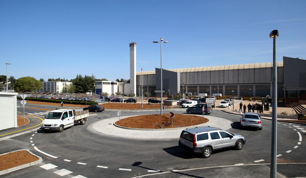 Zadar, 020412.
Jutros je gradonacelnik Zvonimir Vrancic sa dogradonacelnikom Darkom Kasapom u promet pustio novouredjene ulice Domovinskog rata i Benka Benkovica, te novi rotor na krizanju Domovinskog rata i Stjepana Radica.
Foto: Jure Miskovic / CROPIX