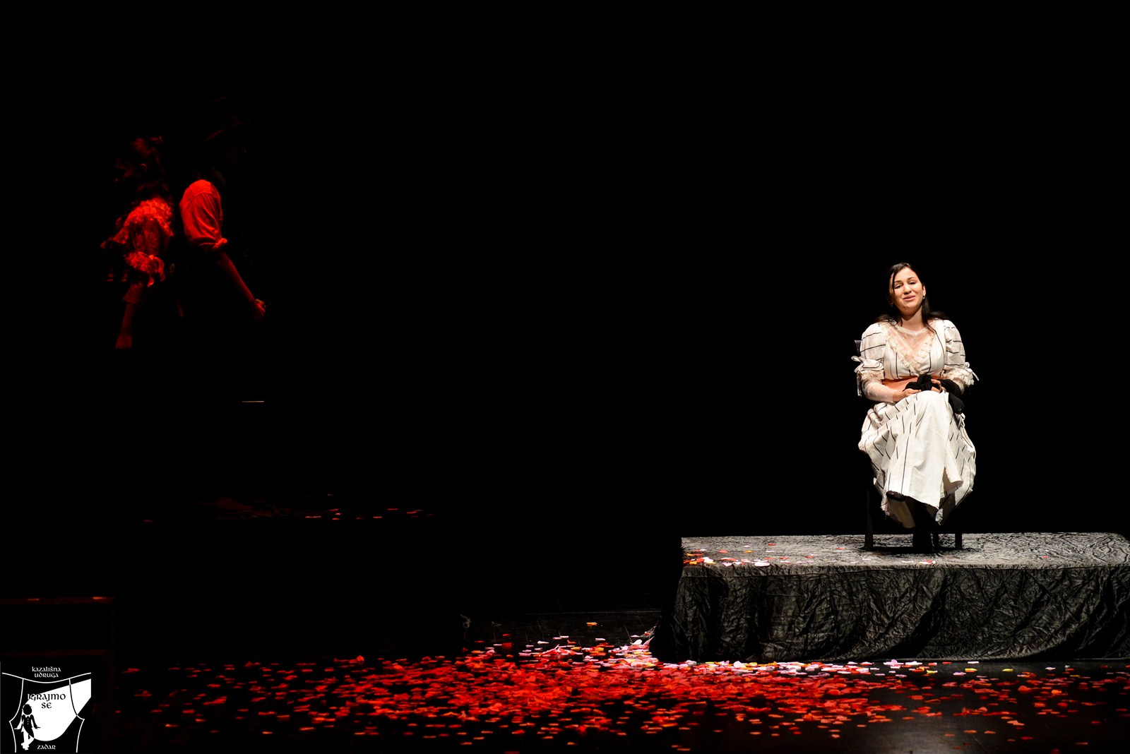 Kazališna udruga “Igrajmo se”: Predstava “Godišnja doba”