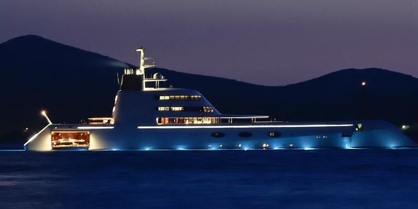 Superjahta “A” u Zadru (foto: Marin Gospić) Superjahta “A” u Zadru (foto: Marin Gospić)