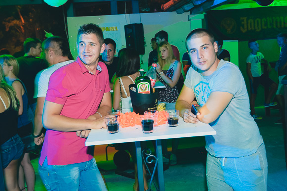 Turanjska fešta u Menfisto baru, 16.7.2015. (foto: Ivan Toman) Turanjska fešta u Menfisto baru, 16.7.2015. (foto: Ivan Toman)