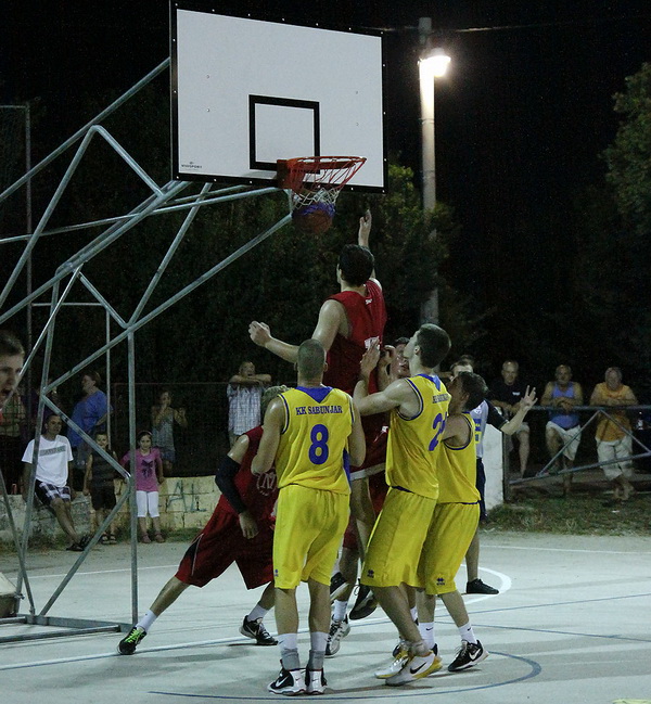 Ljetna liga: KK Sabunjar – KK Maraska park, Foto: K. Orlic Ljetna liga: KK Sabunjar – KK Maraska park, Foto: K. Orlic