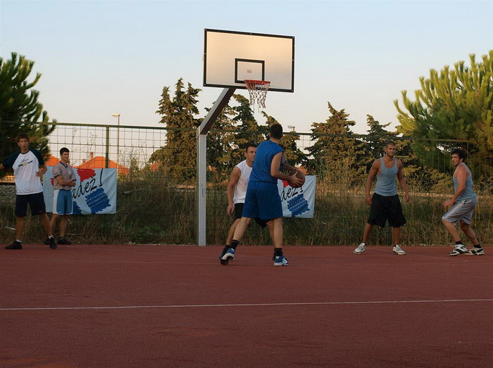 Humanitarni turnir u basketu “Pomaganje je uvijek IN”
