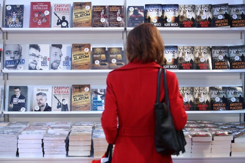 Gradonacelnik Milan Bandic na Zagrebackom velesajmu otvorio je 39. medjunarodni sajam knjiga Interliber i Reboot InfoGamer 2016. Photo: Anto Magzan/PIXSELL