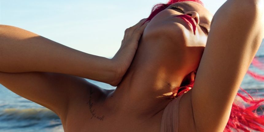 Rihanna ( foto Vogue)