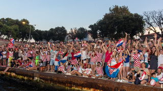 Veličanstven doček četvorice zadarskih Vatrenih od Gradskog mosta do Foruma