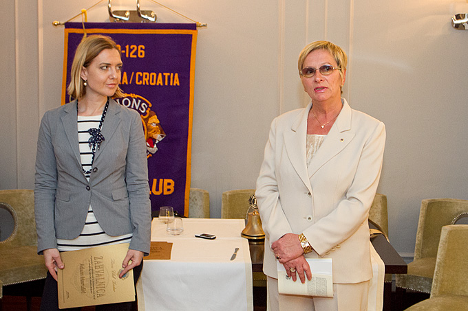 Lions club Zadar dodijelio zahvalnice umjetnicima, foto: Leo Banic Lions club Zadar dodijelio zahvalnice umjetnicima, foto: Leo Banic