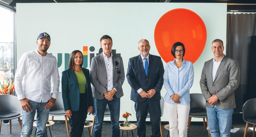 Marin Medak, Gea Kariž, Josip Mikulić, Zoran Šprajc, Maruška Vizek, Hrvoje Balen Marin Medak, Gea Kariž, Josip Mikulić, Zoran Šprajc, Maruška Vizek, Hrvoje Balen