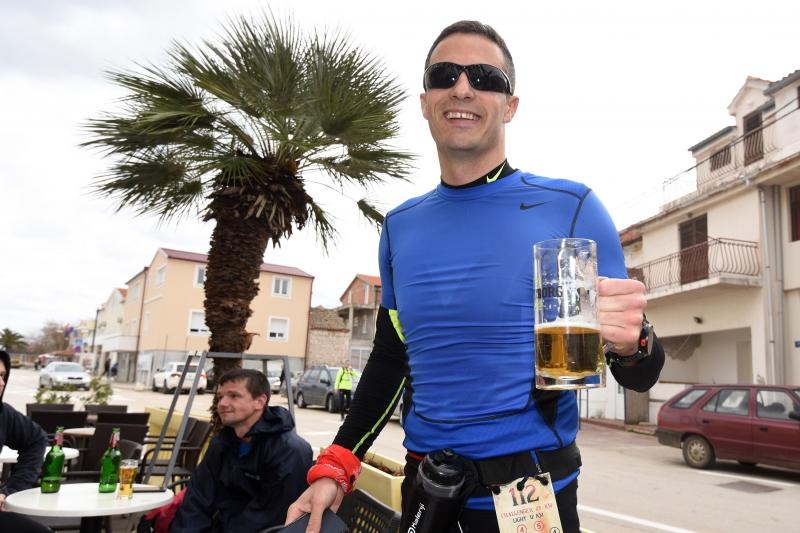 Škraping Tkon otok Pašman 2016. Foto: Dino Stanin/PIXSELL