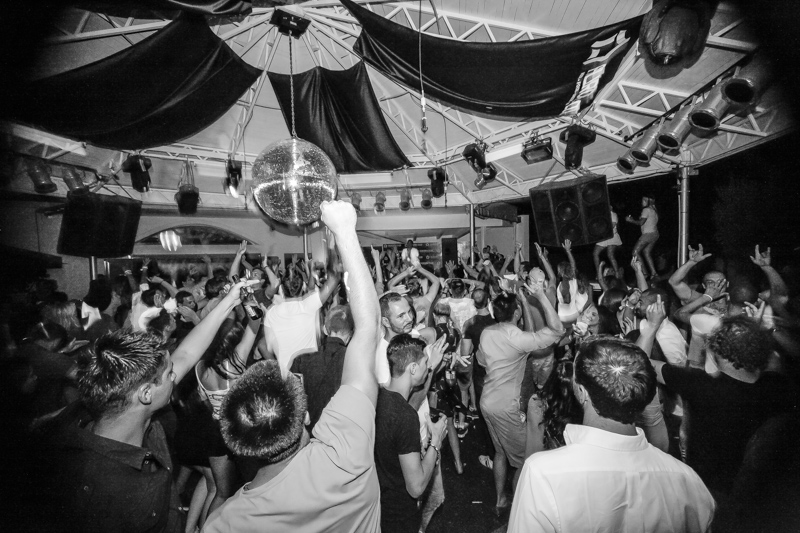 Sinoćnjim nastupom u primoštenskoj Aurori, DJ Antoine ostavio publiku bez daha