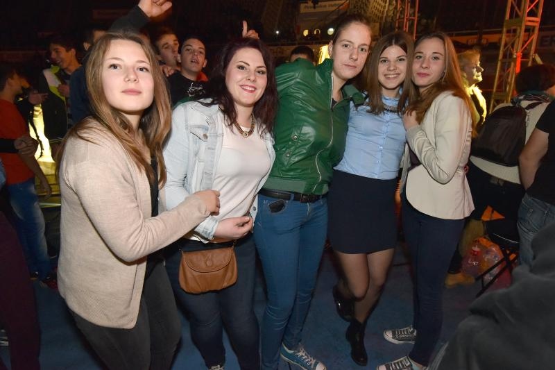 Na Višnjiku su, u sklopu turneje “Tri kralja zabave”, koncert održali Jasmin Stavros, Dražen Zečić i Mladen Grdović, foto: Dino Stanin/PIXSELL Na Višnjiku su, u sklopu turneje “Tri kralja zabave”, koncert održali Jasmin Stavros, Dražen Zečić i Mladen Grdović, foto: Dino Stanin/PIXSELL