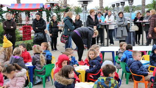 Sveti Nikola darivao mališane na Viru, Krampus bez posla Sveti Nikola darivao mališane na Viru, Krampus bez posla