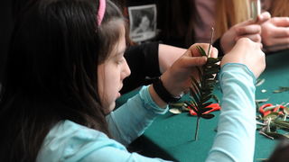 Zadar, 190313.
U prostoru gradske straze organizirana je radionica izrade maslinovih grancica za osnovnoskolce.
Na fotografiji: detalj s radionice.
Foto: Luka Gerlanc / CROPIX Zadar, 190313.
U prostoru gradske straze organizirana je radionica izrade maslinovih grancica za osnovnoskolce.
Na fotografiji: detalj s radionice.
Foto: Luka Gerlanc / CROPIX