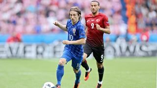 Stadion Park prinčeva u Parizu, UEFA EURO 2016., 1. kolo, skupina D, Turska – Hrvatska 0-1. Photo: Sanjin Strukic/PIXSELL Stadion Park prinčeva u Parizu, UEFA EURO 2016., 1. kolo, skupina D, Turska – Hrvatska 0-1. Photo: Sanjin Strukic/PIXSELL