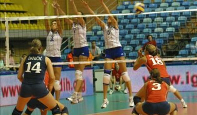 Hrvatske odbojkašice /foto: http://www.rijeka.hr