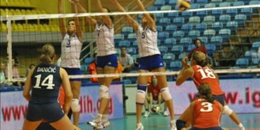 Hrvatske odbojkašice /foto: http://www.rijeka.hr Hrvatske odbojkašice /foto: http://www.rijeka.hr