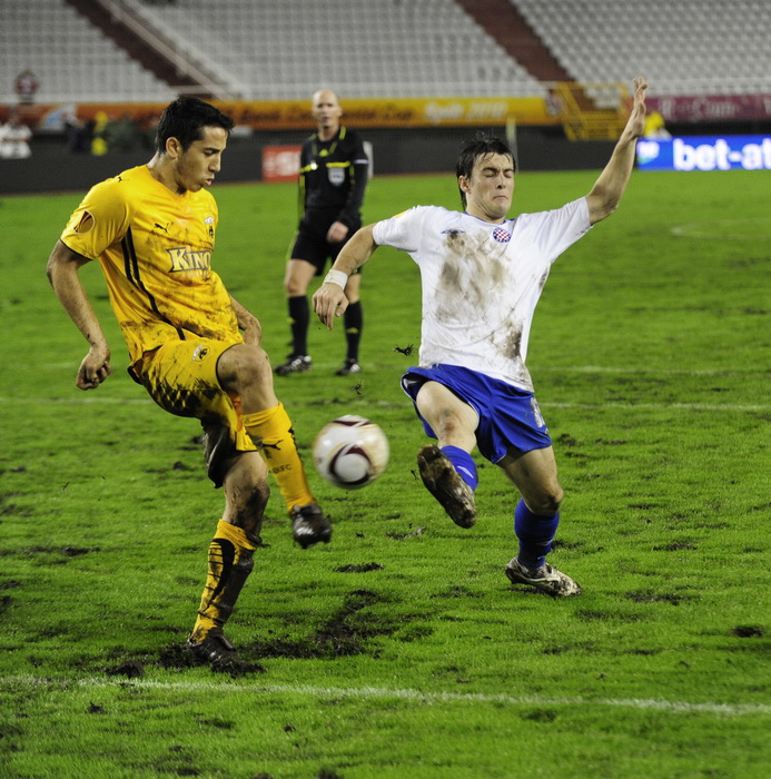 Split, 011210. 
Stadion HNK Hajduka u Poljudu.    
UEFA Europska liga utakmica HNK Hajduk – FC AEK. 
Na slici: Ante Vukusic u napadu.
Foto: Nikola Vilic / CROPIX