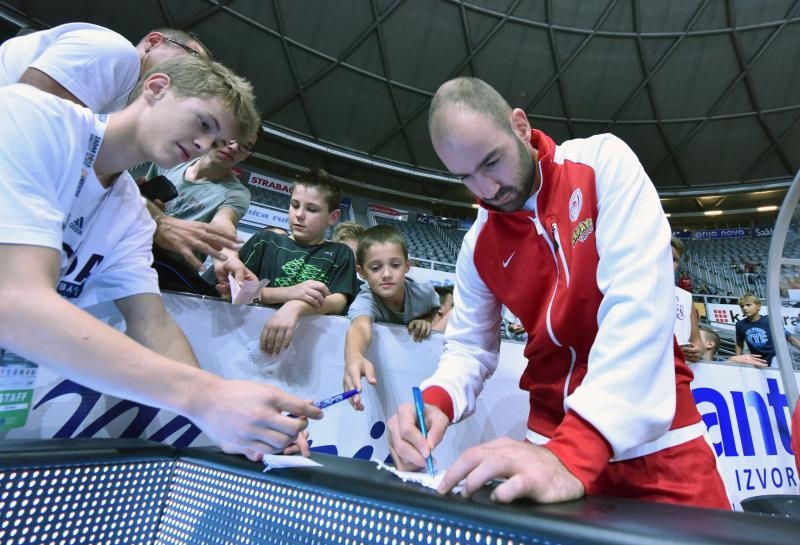 Zadar Doğuş Basketball Tournament: Bayern Munchen – Olympiacos 77-60 Zadar Doğuş Basketball Tournament: Bayern Munchen – Olympiacos 77-60