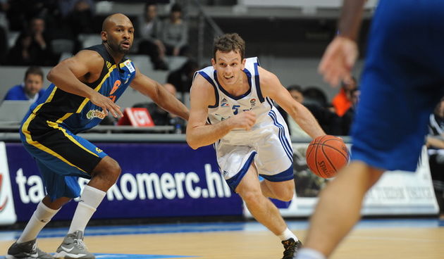 Zadar, 231110. Dvorana Kresimir Cosic. 2. kolo EuroChallenge kupa. Zadar – Apoel.  Na fotografiji: igrac Zadra Jakov Vladovic. Foto: Andrija Lucic / CROPIX