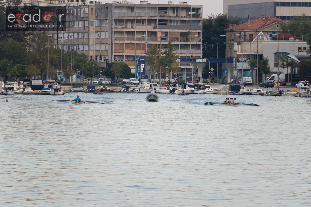 6. “Jadranov veslački dvoboj” osmeraca u uvali Jazine 6. “Jadranov veslački dvoboj” osmeraca u uvali Jazine