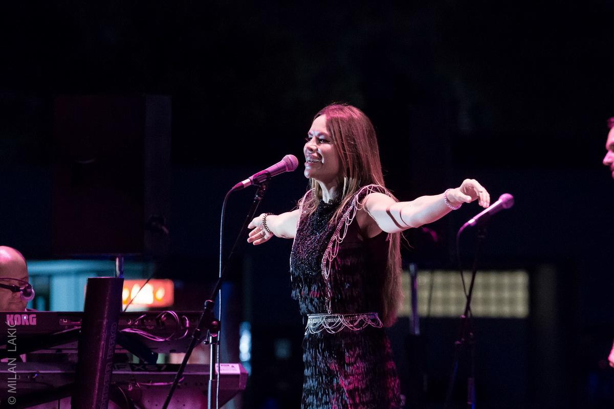 Severina oduševila nastupom na bazenu Ilirije u Biogradu