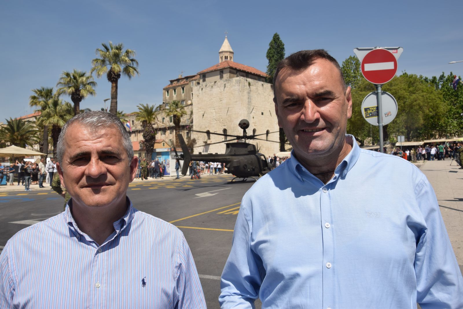 RTOP Vukovar i Kiowa Warrior na splitskoj rivi RTOP Vukovar i Kiowa Warrior na splitskoj rivi