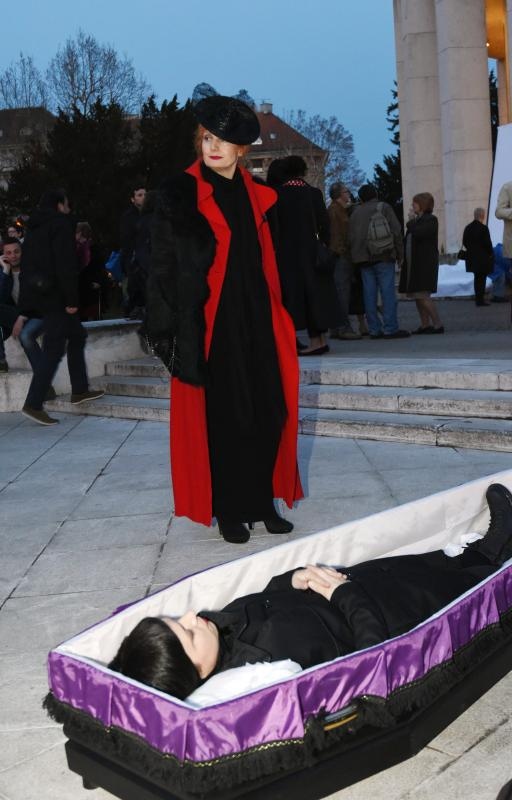 U Domu HDLU-a otvorena je izlozba Osamdesete – slatka dekadencija postmoderne. Photo: Davor Visnjic/PIXSELL