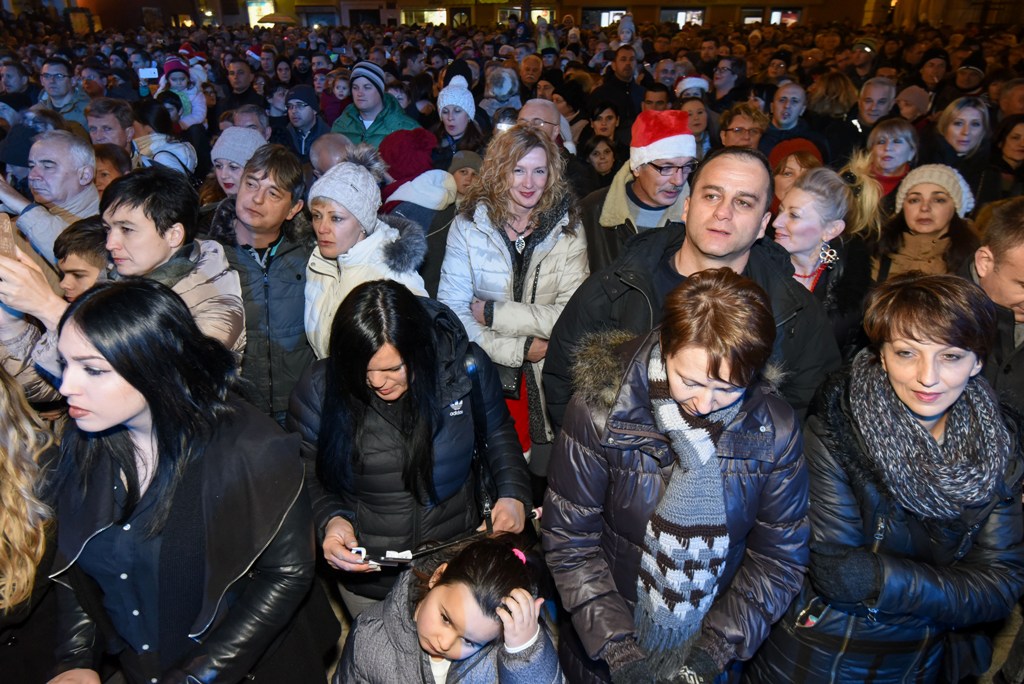 Spektakularni doček Nove 2017. godine na zadarskom Popuotoku Spektakularni doček Nove 2017. godine na zadarskom Popuotoku