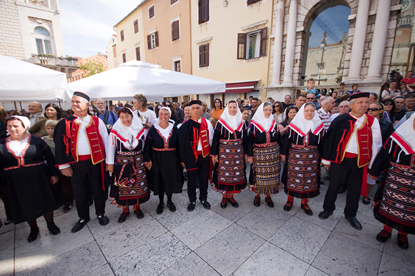Sajam “Eko etno” najavljen svečanom povorkom (foto:Saša Čuka) Sajam “Eko etno” najavljen svečanom povorkom (foto:Saša Čuka)