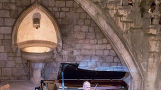 Atrij knezevog dvora, Dubrovnik – Koncert klasaicne glazbe. Ansambl becke filharmonije. Shkelzen Doli, violina Holger Groh, violina Sebastian Bru, violoncelo, Gottlieb Wallisch, klavir. Photo: Grgo Jelavic/PIXSELL