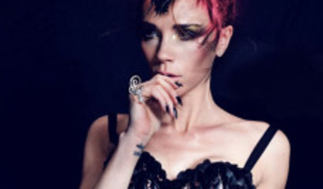 Victoria postala crvenokosa zavodnica