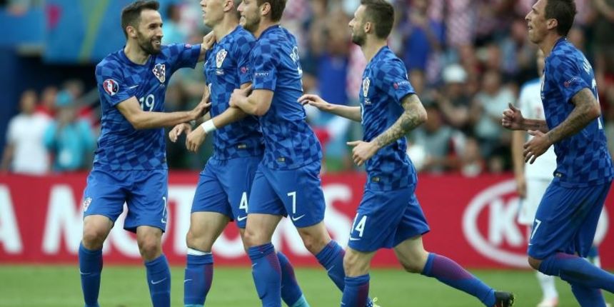 Stadion Geoffroy-Guichard, Saint-Etienne, UEFA EURO 2016., 2. kolo, skupina D, Česka – Hrvatska. Photo: PIXSELL Stadion Geoffroy-Guichard, Saint-Etienne, UEFA EURO 2016., 2. kolo, skupina D, Česka – Hrvatska. Photo: PIXSELL