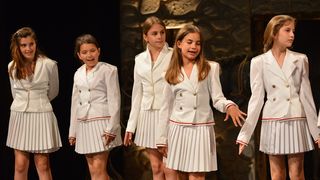 Donatolina u Kazalištu lutaka: “Mareta tamo i nazad”