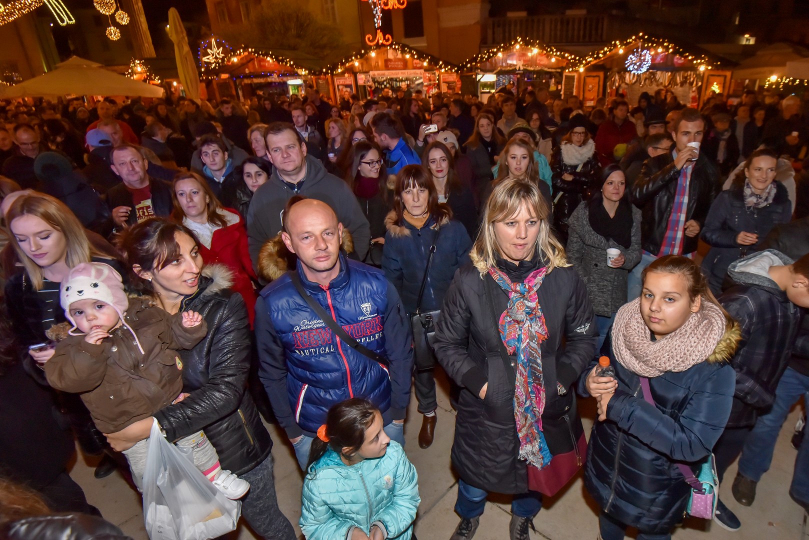 Advent u Zadru: Giuliano raspjevao i rasplesao Zadrane Advent u Zadru: Giuliano raspjevao i rasplesao Zadrane