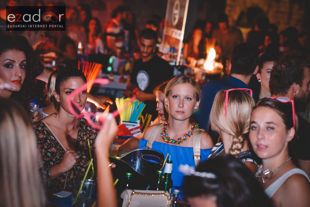 Saturday Night with DJ Dizzy @ Svarog Bar