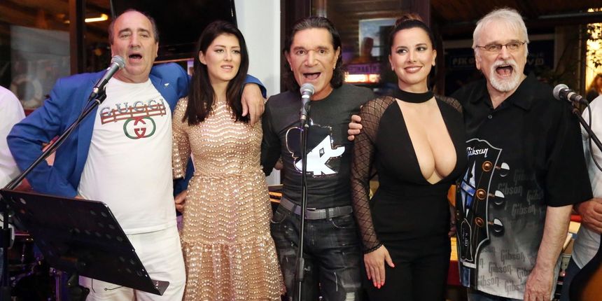 Nives Celzius i Mladen Grdović zvijezde gala večere u Vodicama Nives Celzius i Mladen Grdović zvijezde gala večere u Vodicama