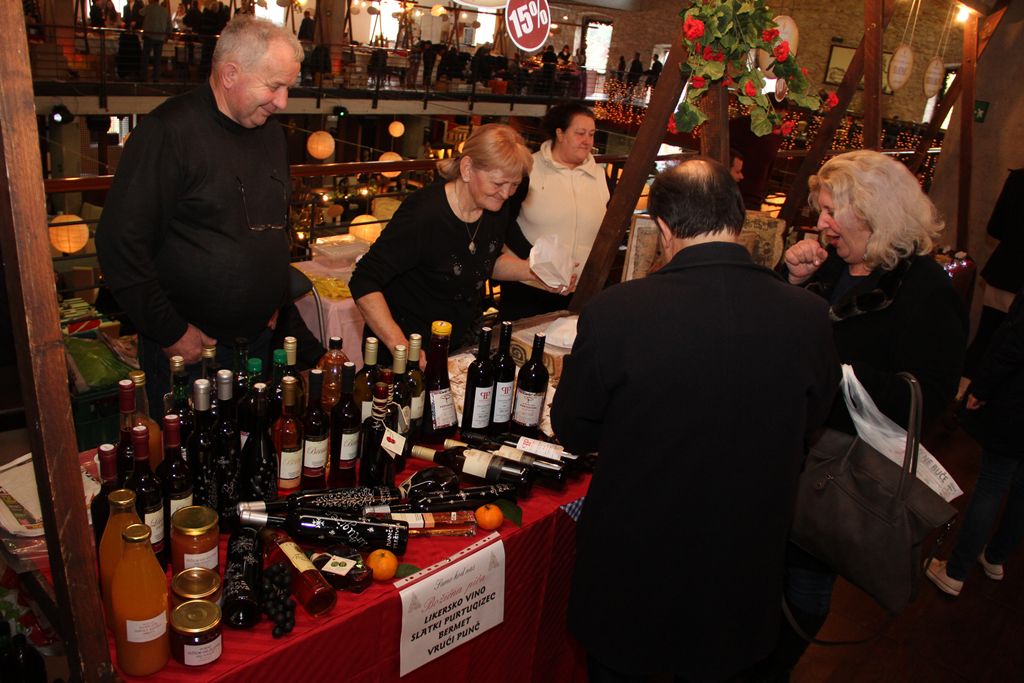 8. “Naši mali gušti” u Arsenalu