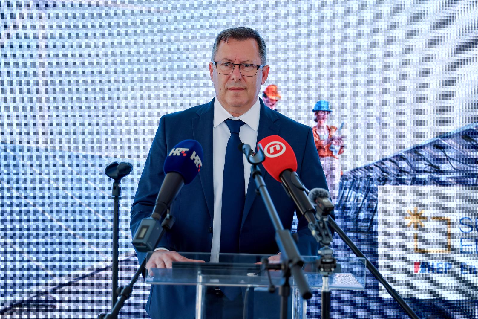 Obilazak radova na izgradnji sunčane elektrane Korlat