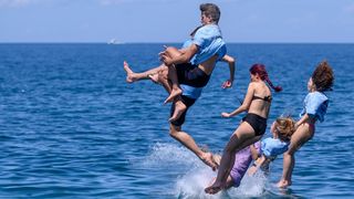 Zadarski maturanti obilježili kraj škole na rivi