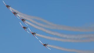 Zemunik: 20. obljetnica akrobatske grupe “Krila Oluje” Zemunik: 20. obljetnica akrobatske grupe “Krila Oluje”