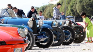 Zadar, 050612.
Oldtimer Rally “2Fast4You” na relaciji Ancona – Makarska – Dubrovnik – Zadar – Split odrzava se od 1. – 7. lipnja 2012. godine u organizaciji talijanske agencije “Solo Croazia” . Danas su sudionici rallya svoje limene ljubimce u posljepodne