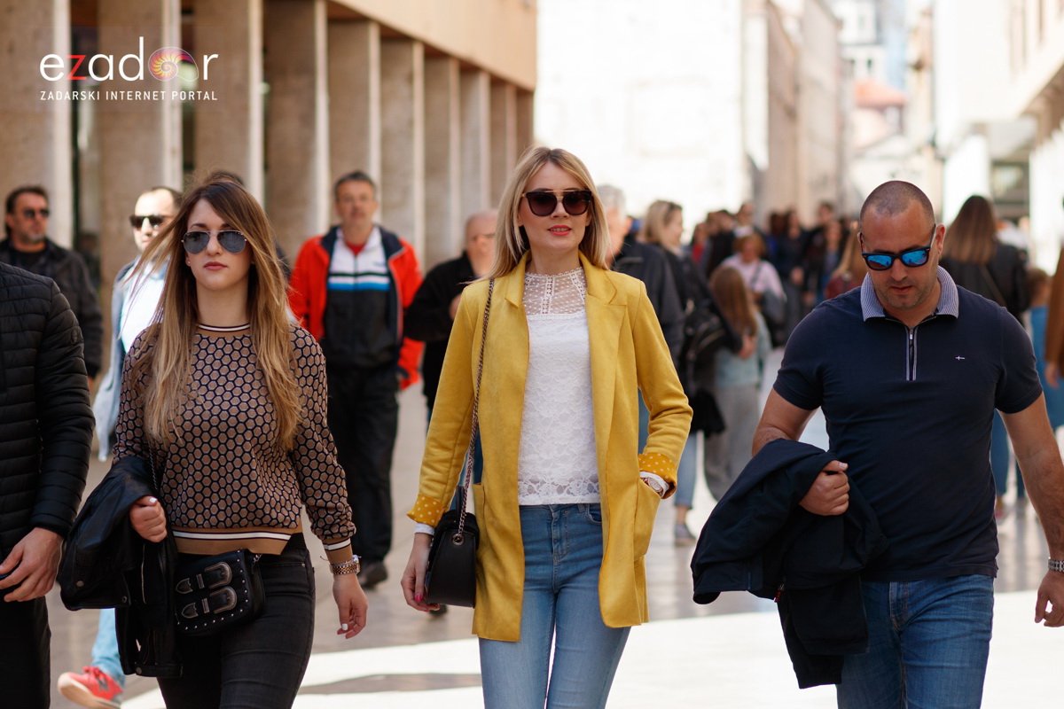 Đir po gradu, subotnja špica 30. ožujka 2019. Đir po gradu, subotnja špica 30. ožujka 2019.