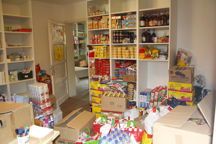 Zadarski sportaši i sportski novinari velikog srca napunili Socijalnu samoposlugu Zadarski sportaši i sportski novinari velikog srca napunili Socijalnu samoposlugu