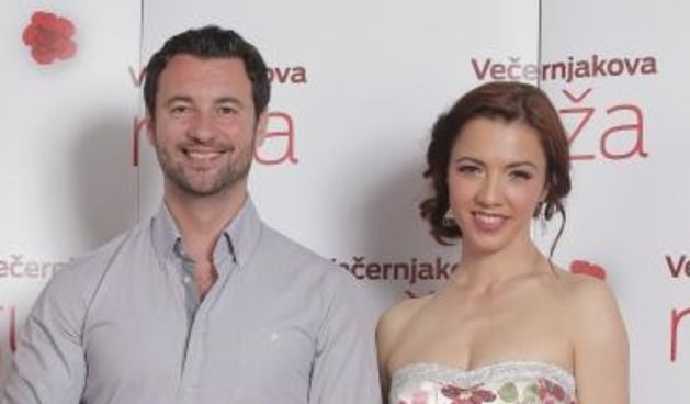 olazak uzvanika na Vecernjakovu ruzu, dodjelu medijskih nagrada za 2016. Sandra Loncaric Tankosic, Ivan Herceg, Ana Majhenic.