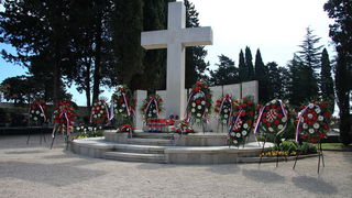 Dan županije: Polaganje vijenaca na Gradskom groblju Zadar Dan županije: Polaganje vijenaca na Gradskom groblju Zadar